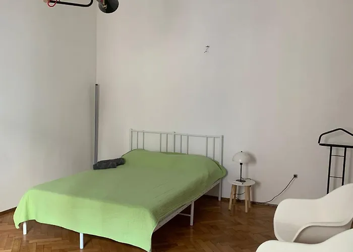 Ultra 4 Vintage * Bukarest