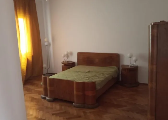 Ultra 4 Vintage * Бухарест